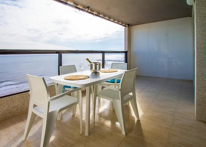 Espacio 18 - Primera Linea De Playa Apartment